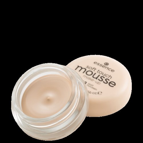Base Facial Essence Soft Touch Mousse Make-Up